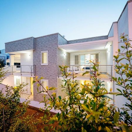 Perle Del Mare - Appartamenti Di Pregio 70M Spiaggia Pescoluse Marina Di Pescoluse Exterior photo