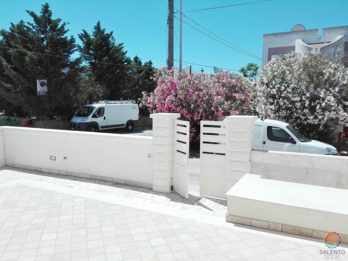 Perle Del Mare - Appartamenti Di Pregio 70M Spiaggia Pescoluse Marina Di Pescoluse Exterior photo